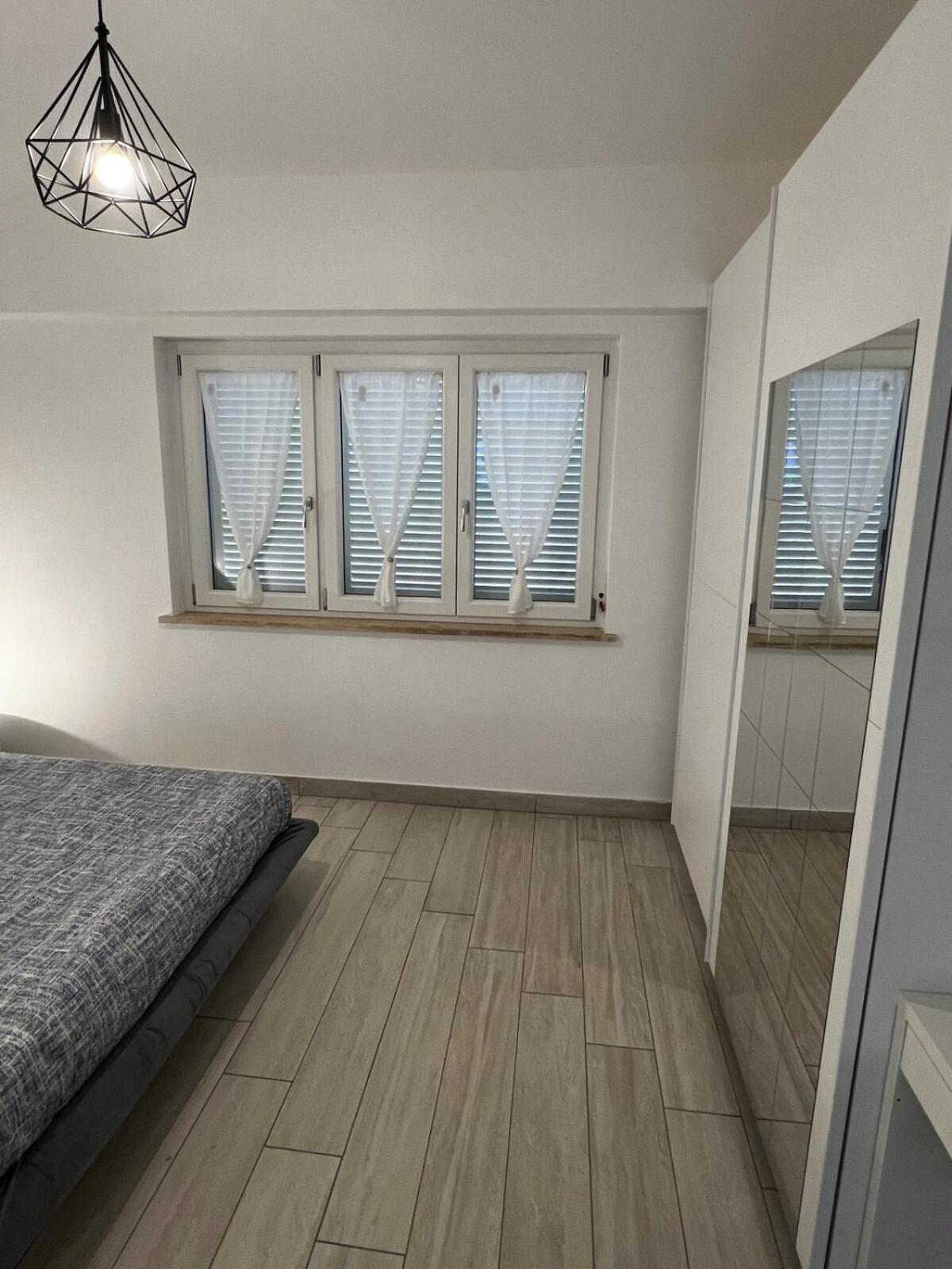 Apartment Elegant & Spacious 2br 2ba Unit With Private Patio Rom